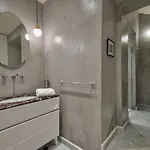 Апартаменты 10 Strait Street *