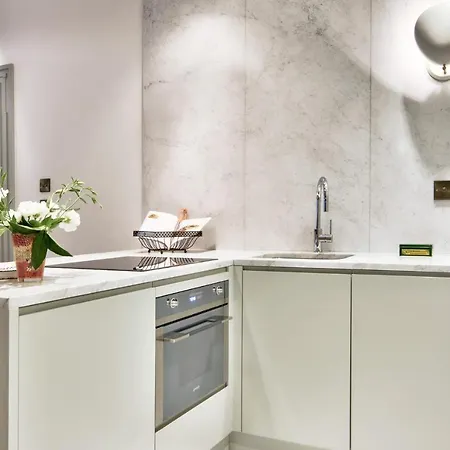 10 Strait Street Apartment Valletta