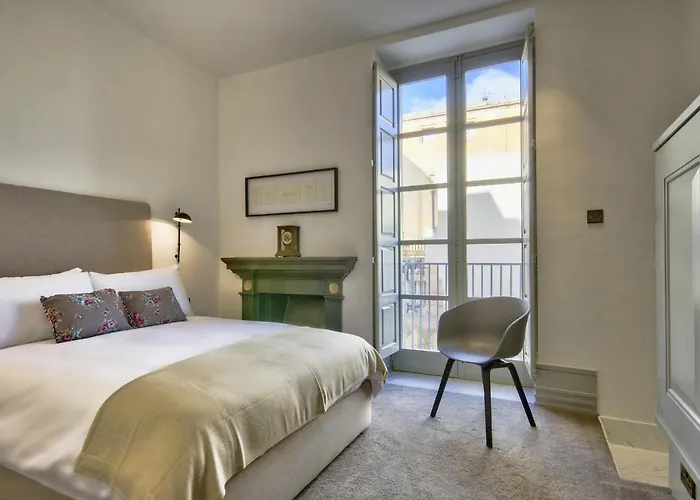 10 Strait Street Valeta